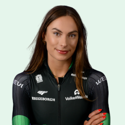 Михо Такаги (Япония) Фемке Кок (Нидерланды)